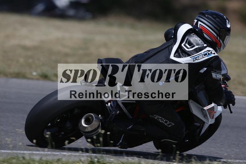 /Archiv-2023/30 06.06.2023 Speer Racing ADR/Gruppe gelb/backside